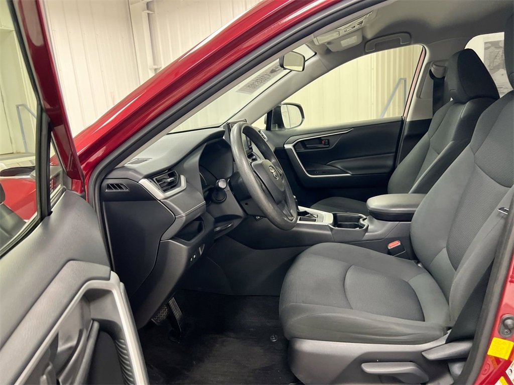 Used 2019 Toyota RAV4 LE w/ All Weather Liner Package image 19