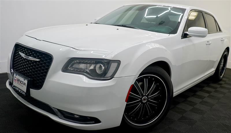 Used 2017 Chrysler 300 S image 45