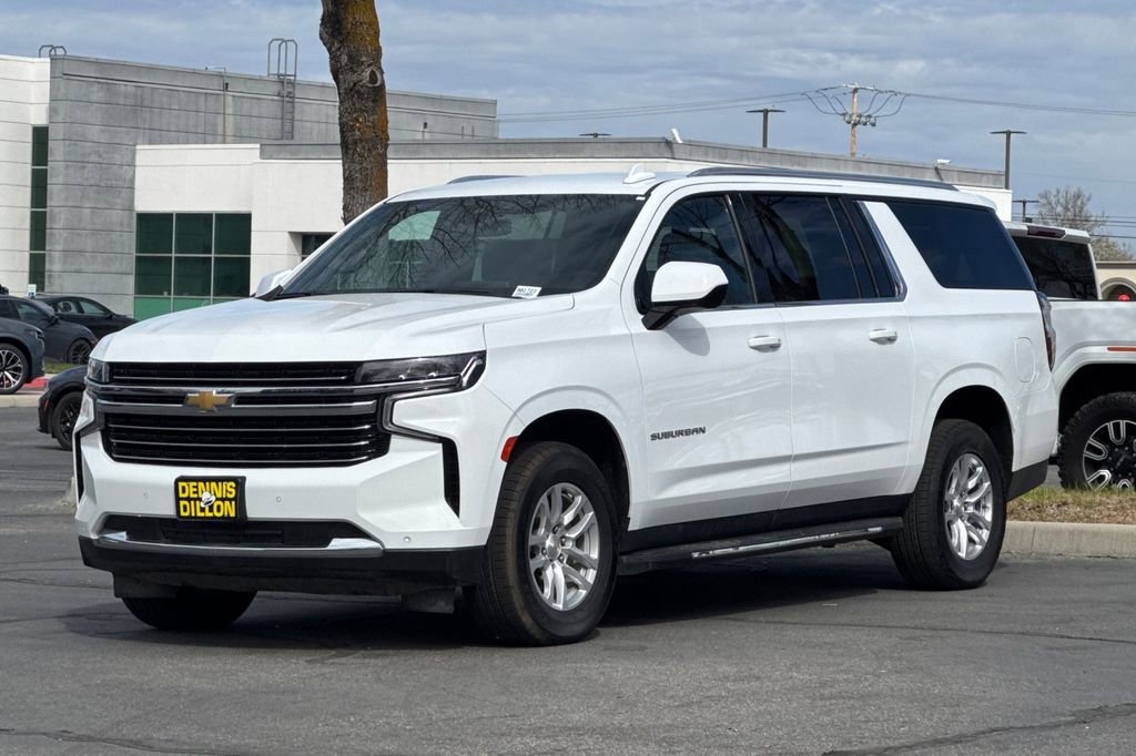 Used 2024 Chevrolet Suburban LT AWD/4WD image 8