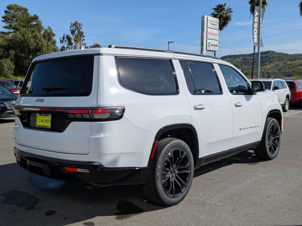 New 2026 Jeep Grand Wagoneer Summit image 12