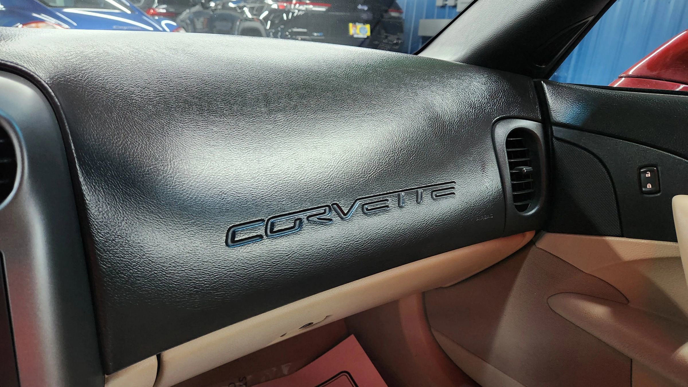 Used 2007 Chevrolet Corvette Convertible w/ Preferred Equipment Group image 34