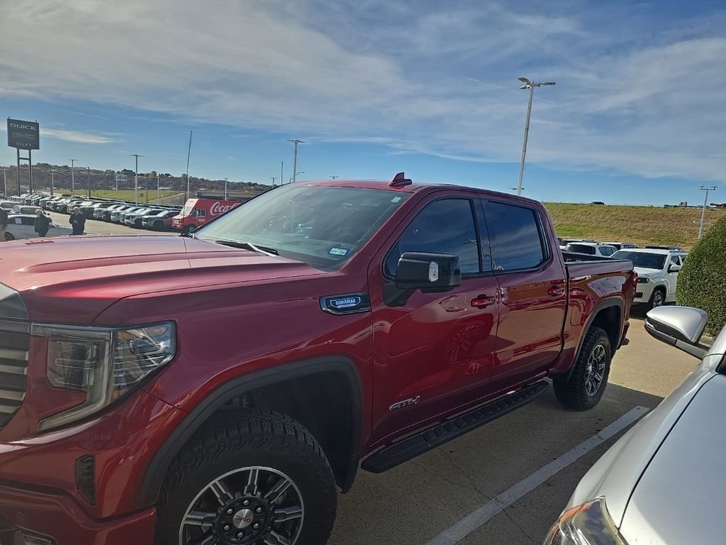 Used 2024 GMC Sierra 1500 AT4 w/ Technology Package image 9