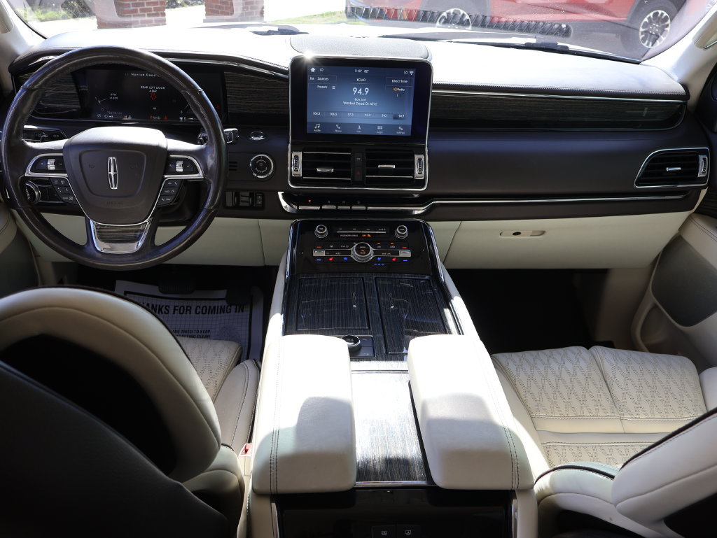 Used 2018 Lincoln Navigator Black Label w/ Cargo Package AWD/4WD image 15