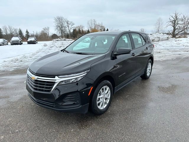Certified 2024 Chevrolet Equinox LS w/ Driver Confidence II Package image 16