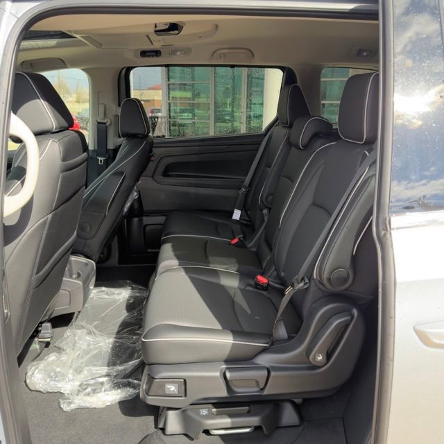 New 2026 Honda Odyssey Elite image 11