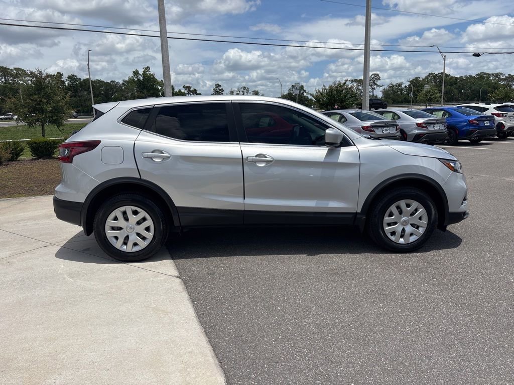 Used 2020 Nissan Rogue Sport S FWD image 4
