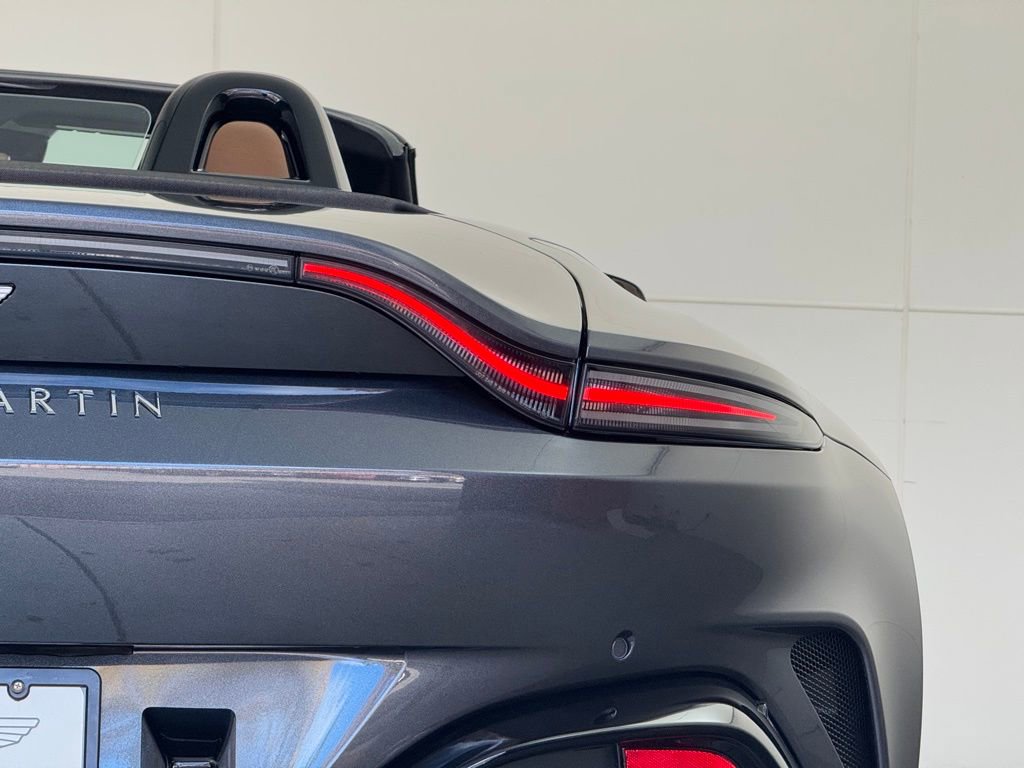 New 2026 Aston Martin V8 Vantage Roadster image 36