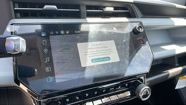 New 2027 Chevrolet Bolt RS w/ Technology Package FWD image 18