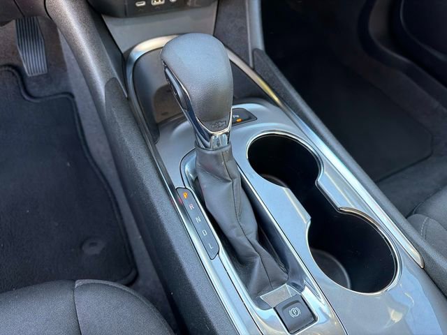 Used 2024 Chevrolet Malibu LT image 29