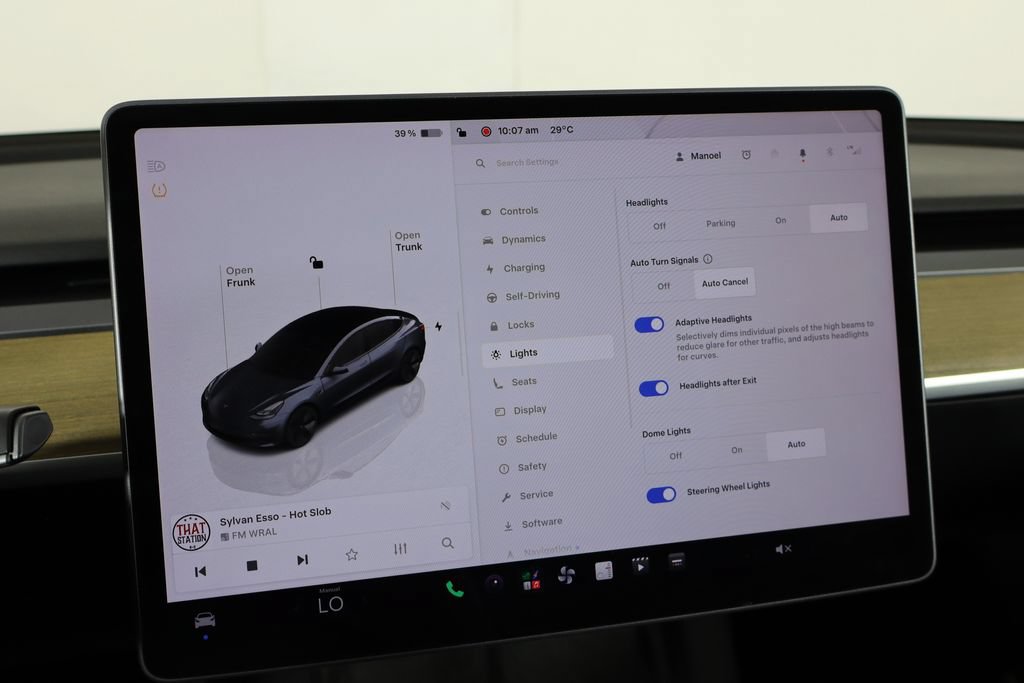 Used 2023 Tesla Model 3 Standard Range RWD image 33