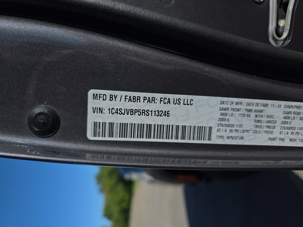 Used 2024 Jeep Wagoneer Series II AWD/4WD image 39