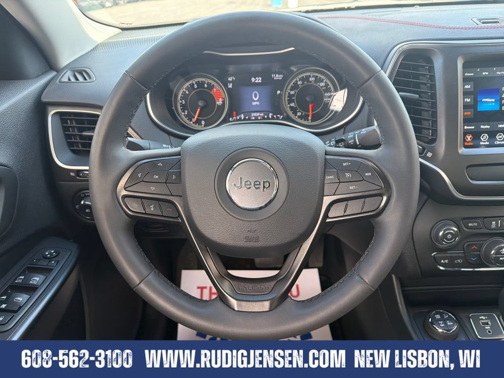 Used 2022 Jeep Cherokee Trailhawk AWD/4WD image 14
