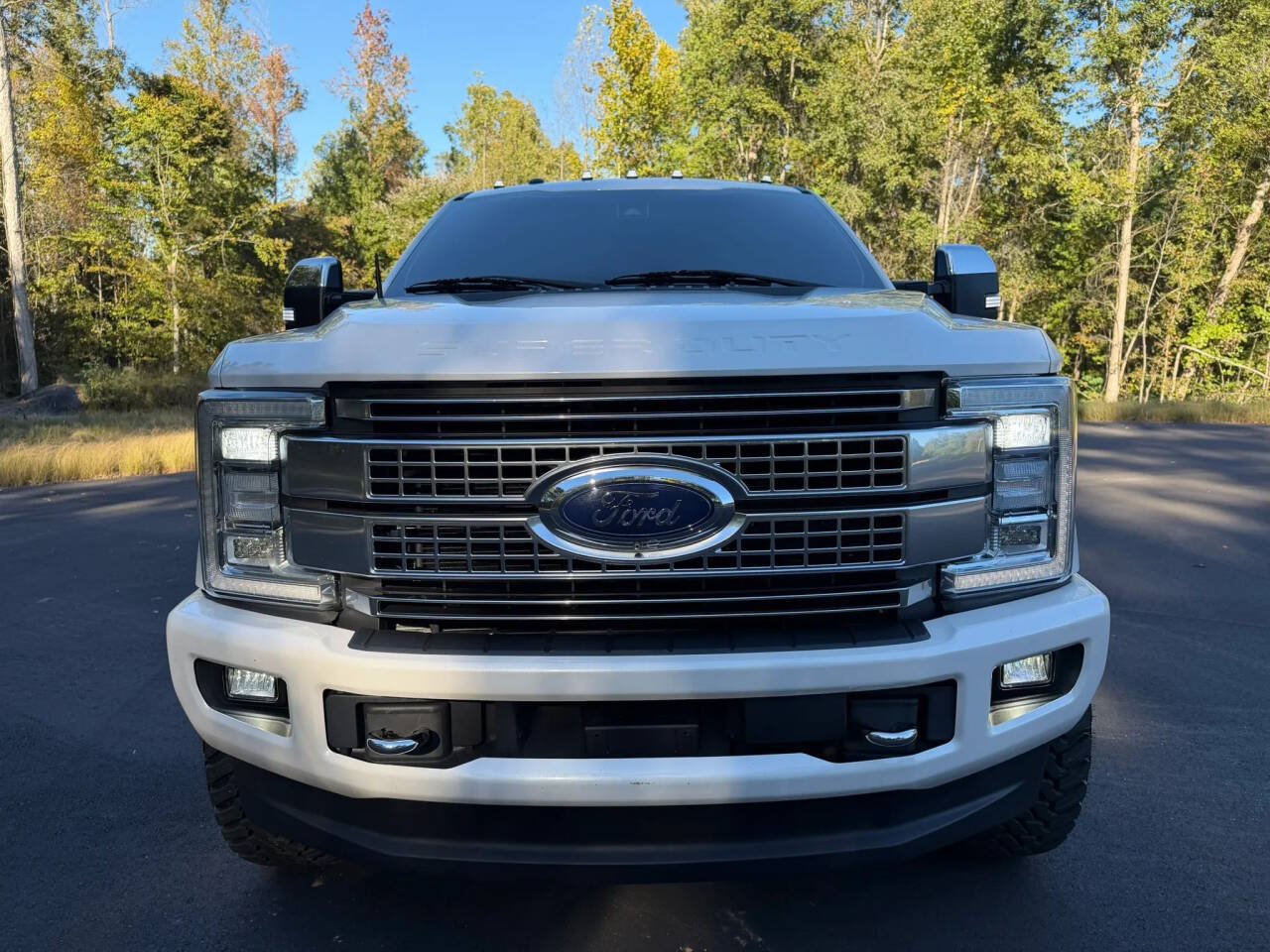 Used 2017 Ford F350 Platinum w/ Platinum Ultimate Package AWD/4WD image 2