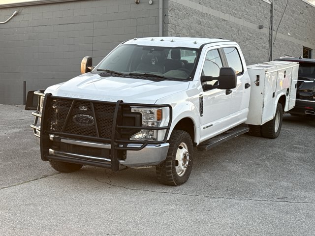 Used 2021 Ford F350 XL w/ Power Equipment Group AWD/4WD image 3