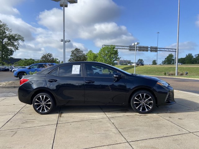 Used 2018 Toyota Corolla SE image 13