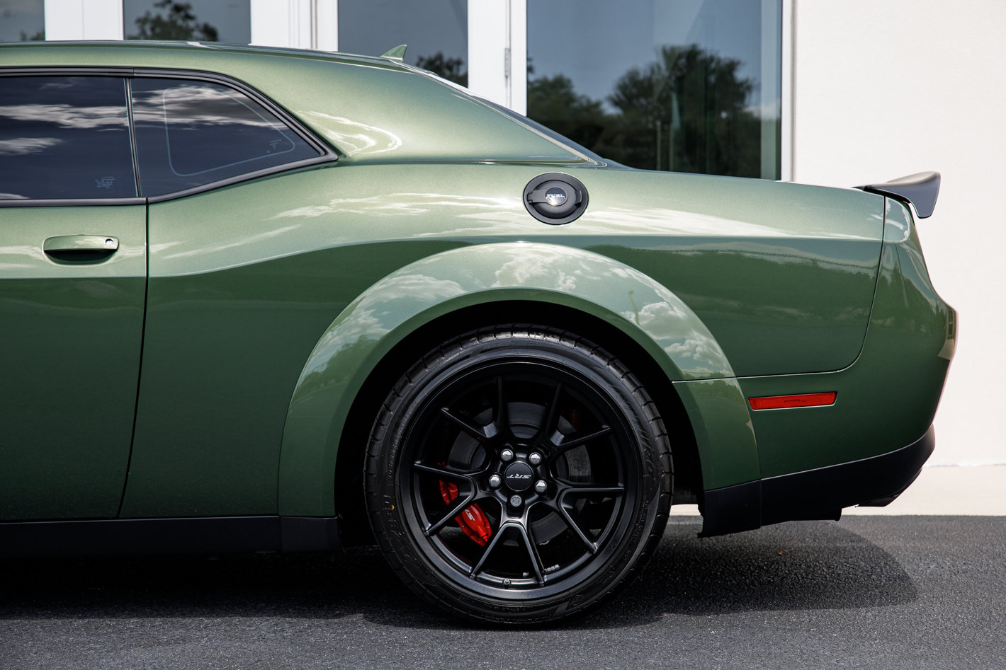 Used 2021 Dodge Challenger SRT Hellcat Redeye RWD image 10