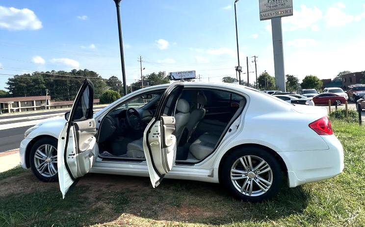 Used 2013 INFINITI G37 Journey w/ Premium Pkg image 5