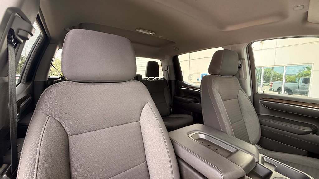 Used 2025 Chevrolet Silverado 1500 LT RWD image 9