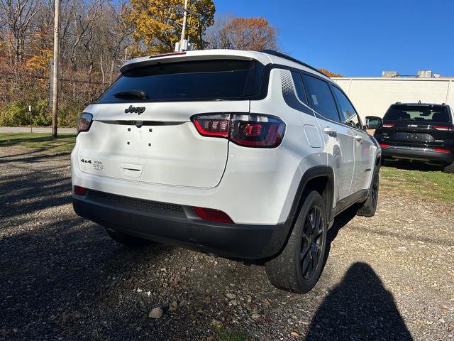 New 2026 Jeep Compass Latitude image 5