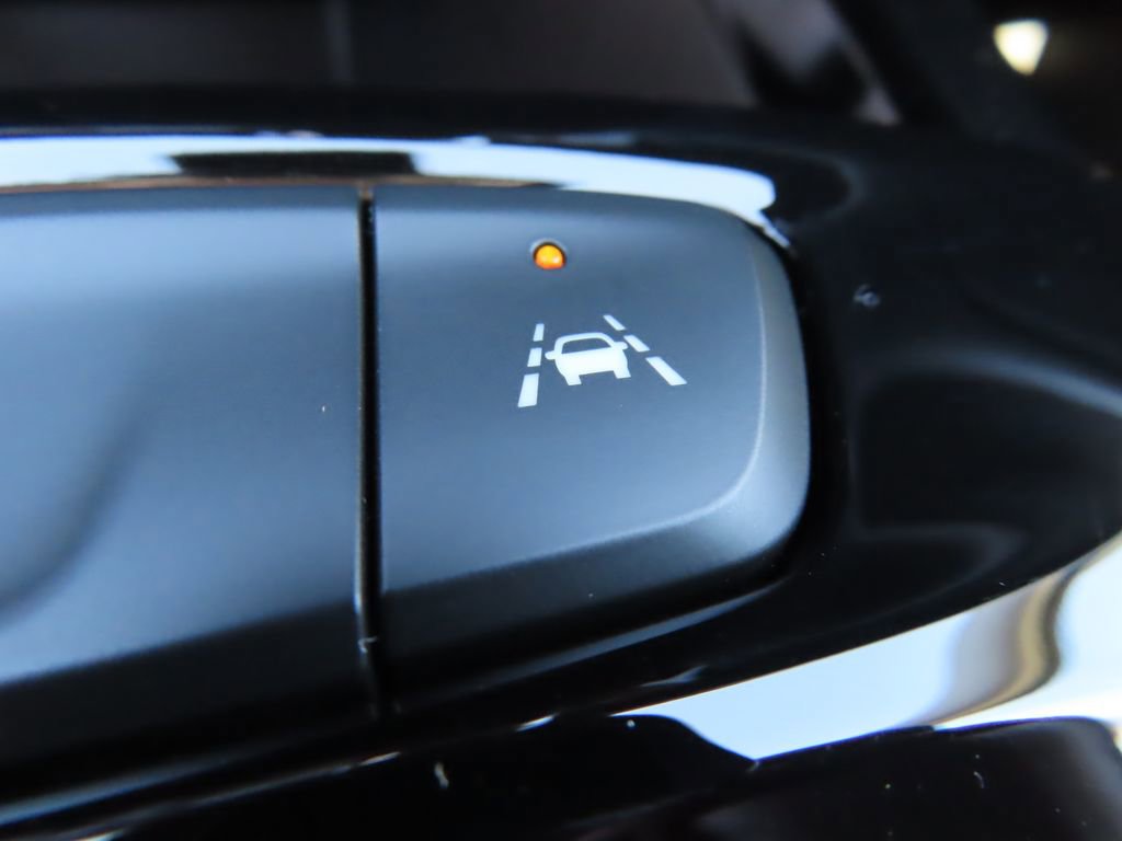 New 2026 Chevrolet Trax LT w/ Driver Confidence Package FWD image 11