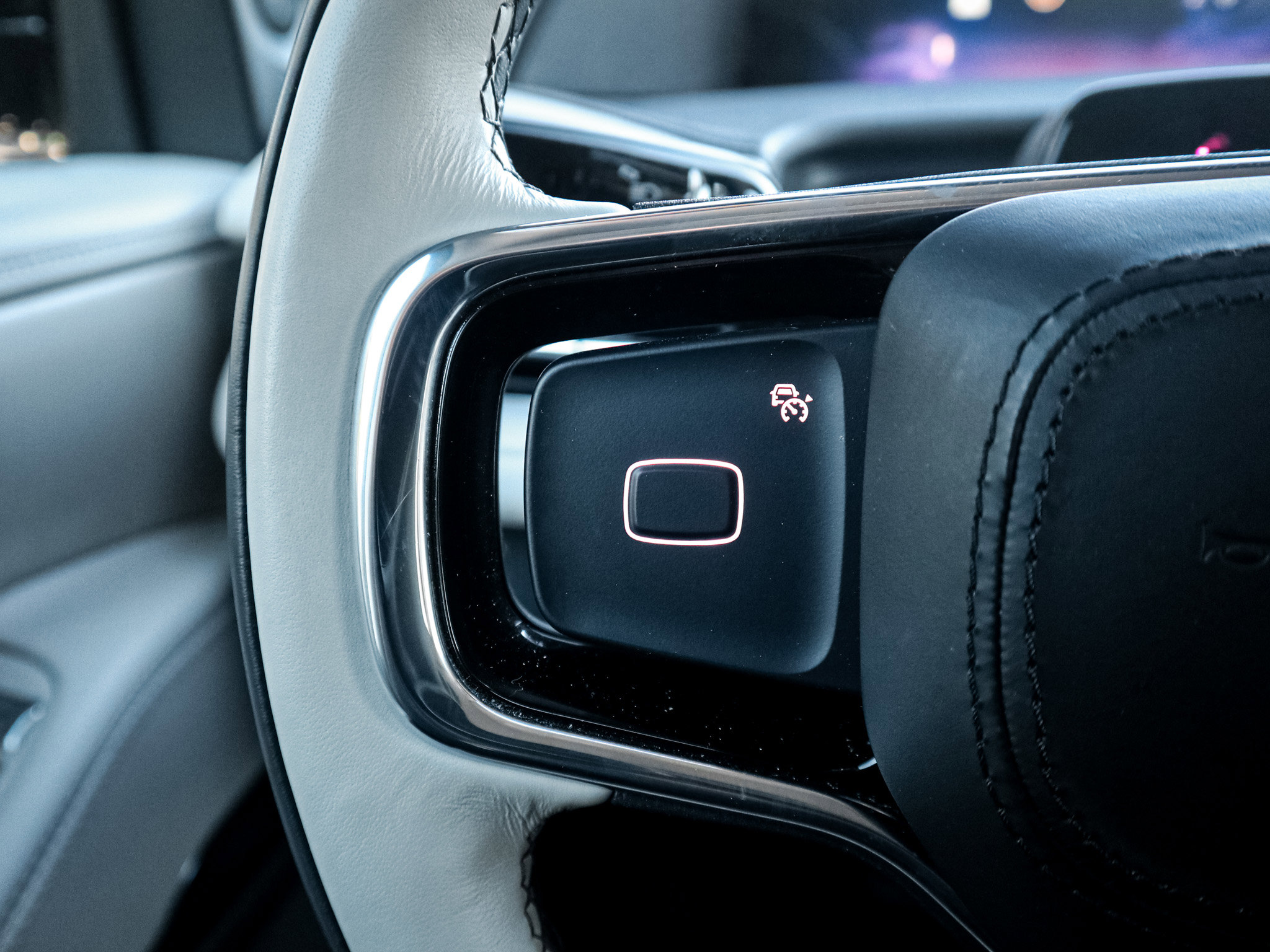 Used 2025 Lincoln Navigator Reserve image 19