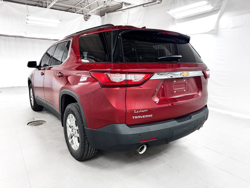 Used 2021 Chevrolet Traverse LT FWD image 4
