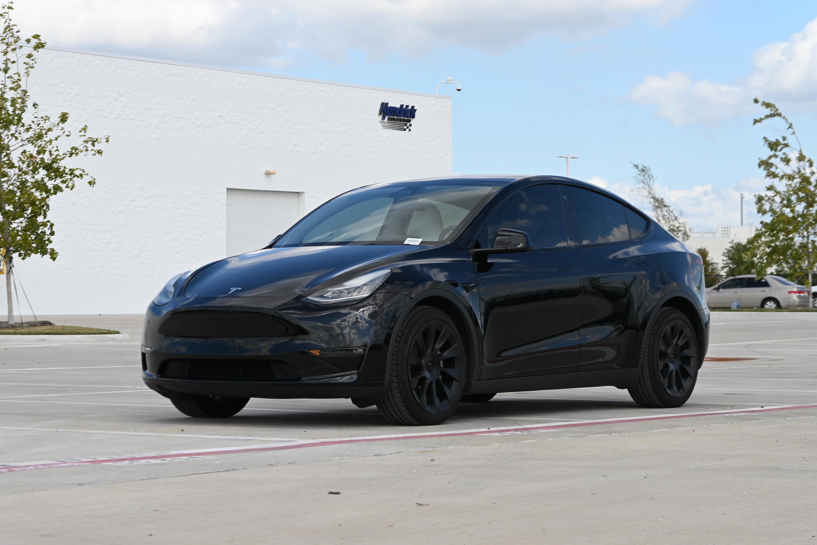 Used 2021 Tesla Model Y Long Range AWD/4WD image 5