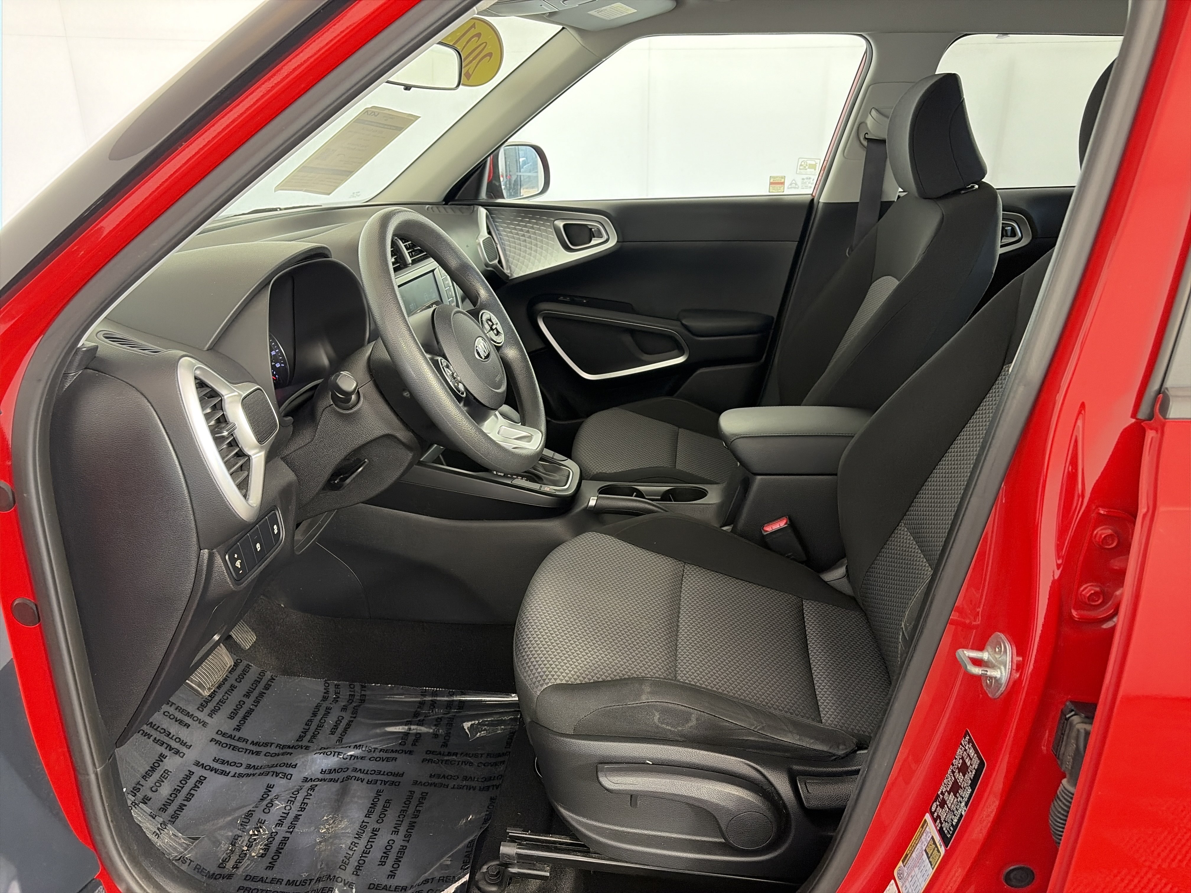 Certified 2021 Kia Soul LX FWD image 6