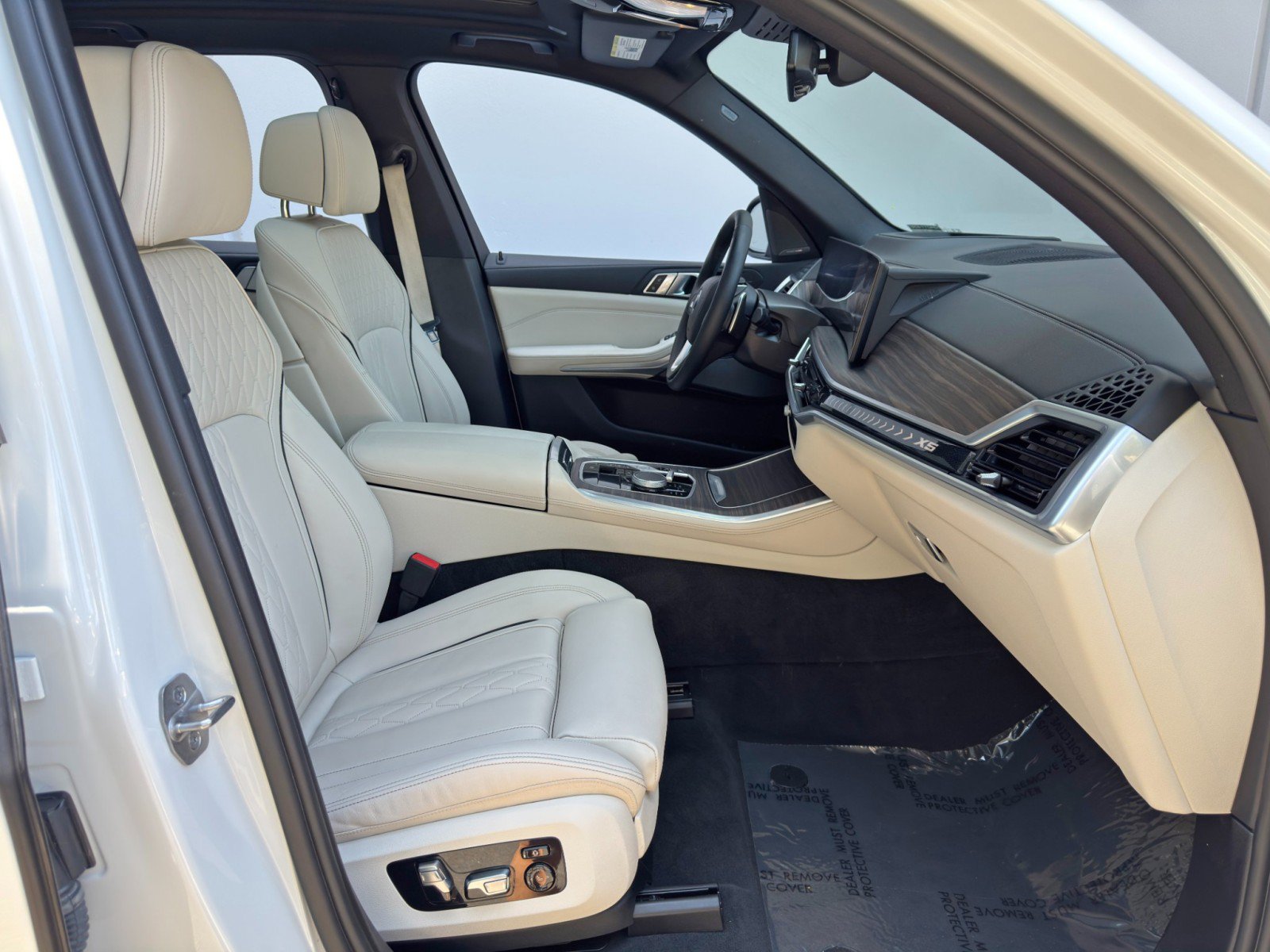 Used 2024 BMW X5 sDrive40i w/ Premium Package RWD image 15