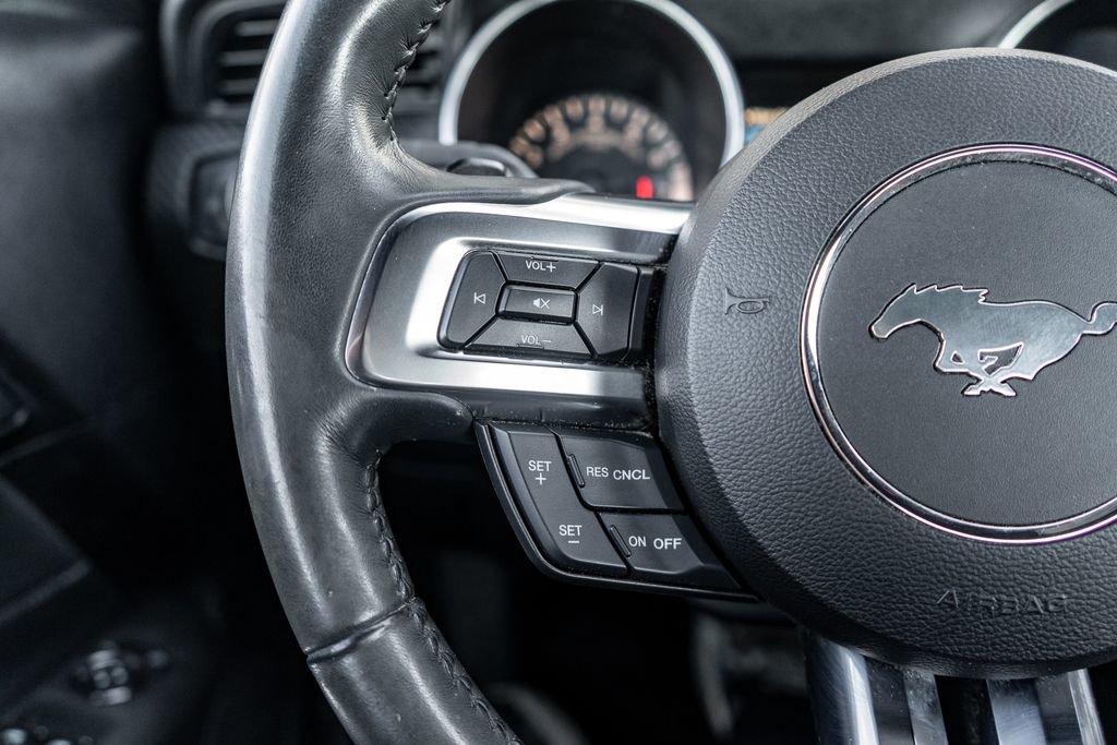 Used 2018 Ford Mustang EcoBoost image 21