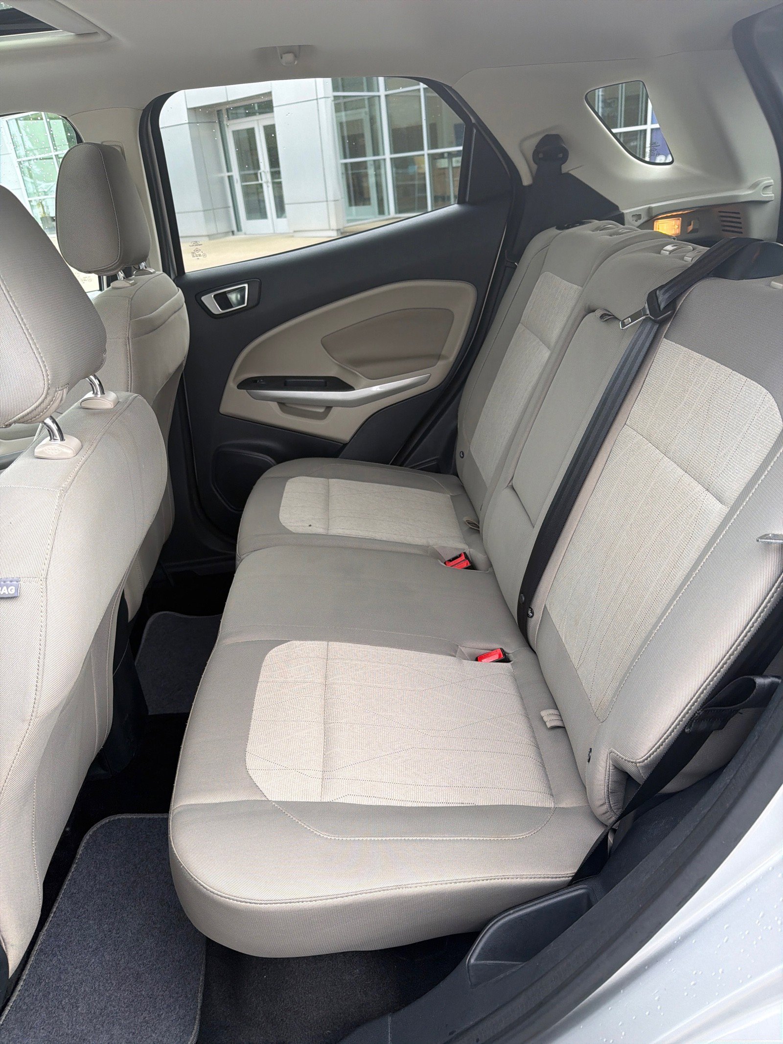 Used 2018 Ford EcoSport SE FWD image 15