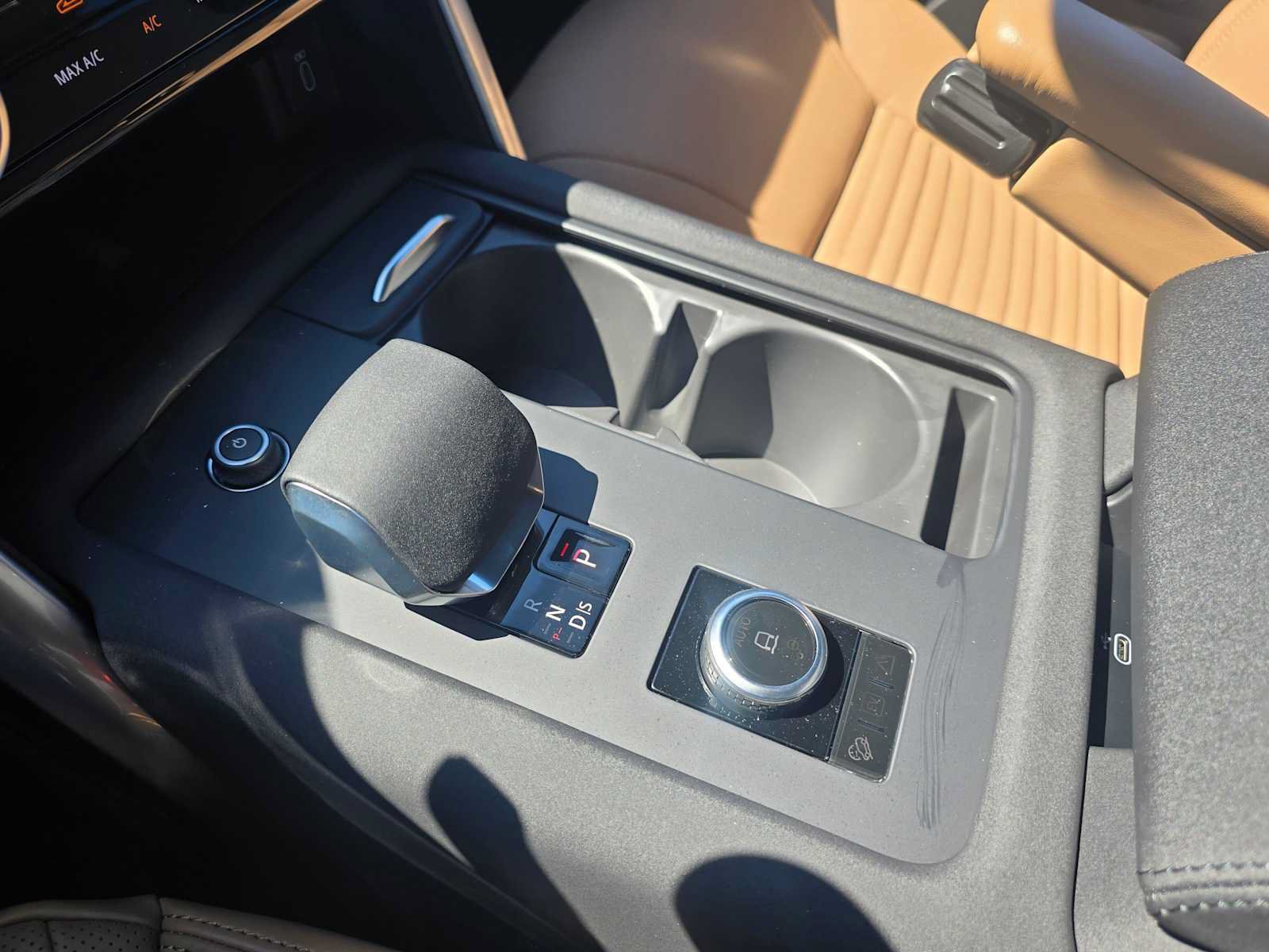 New 2026 Land Rover Discovery Dynamic SE AWD/4WD image 32