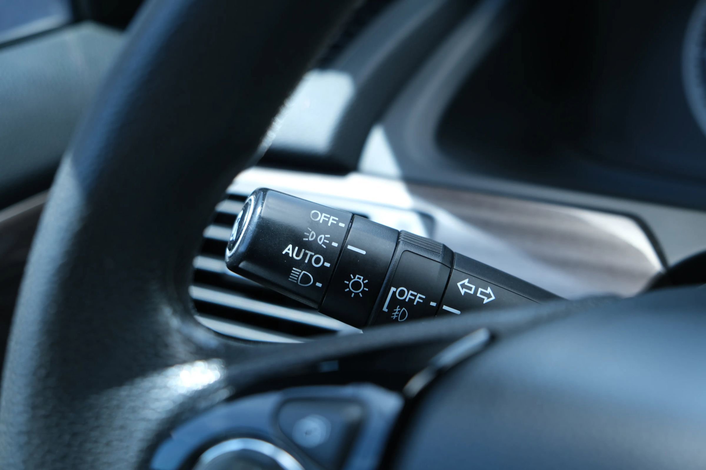 Used 2017 Honda Accord EX image 38