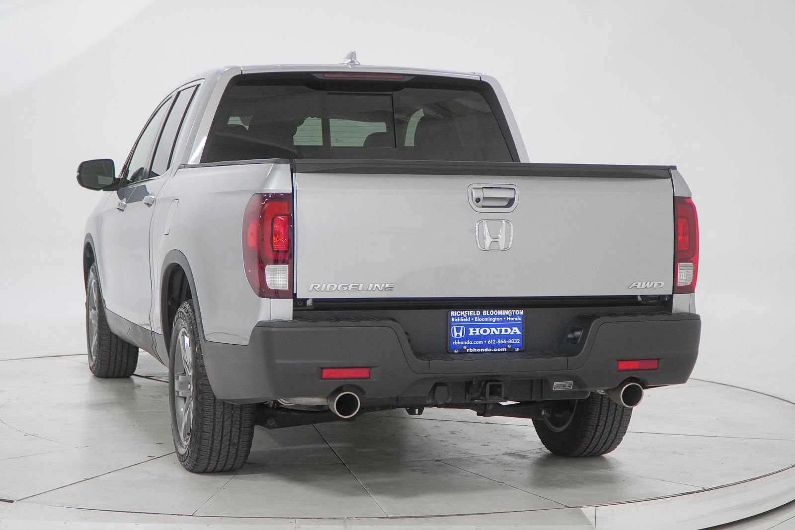 Certified 2023 Honda Ridgeline RTL image 9