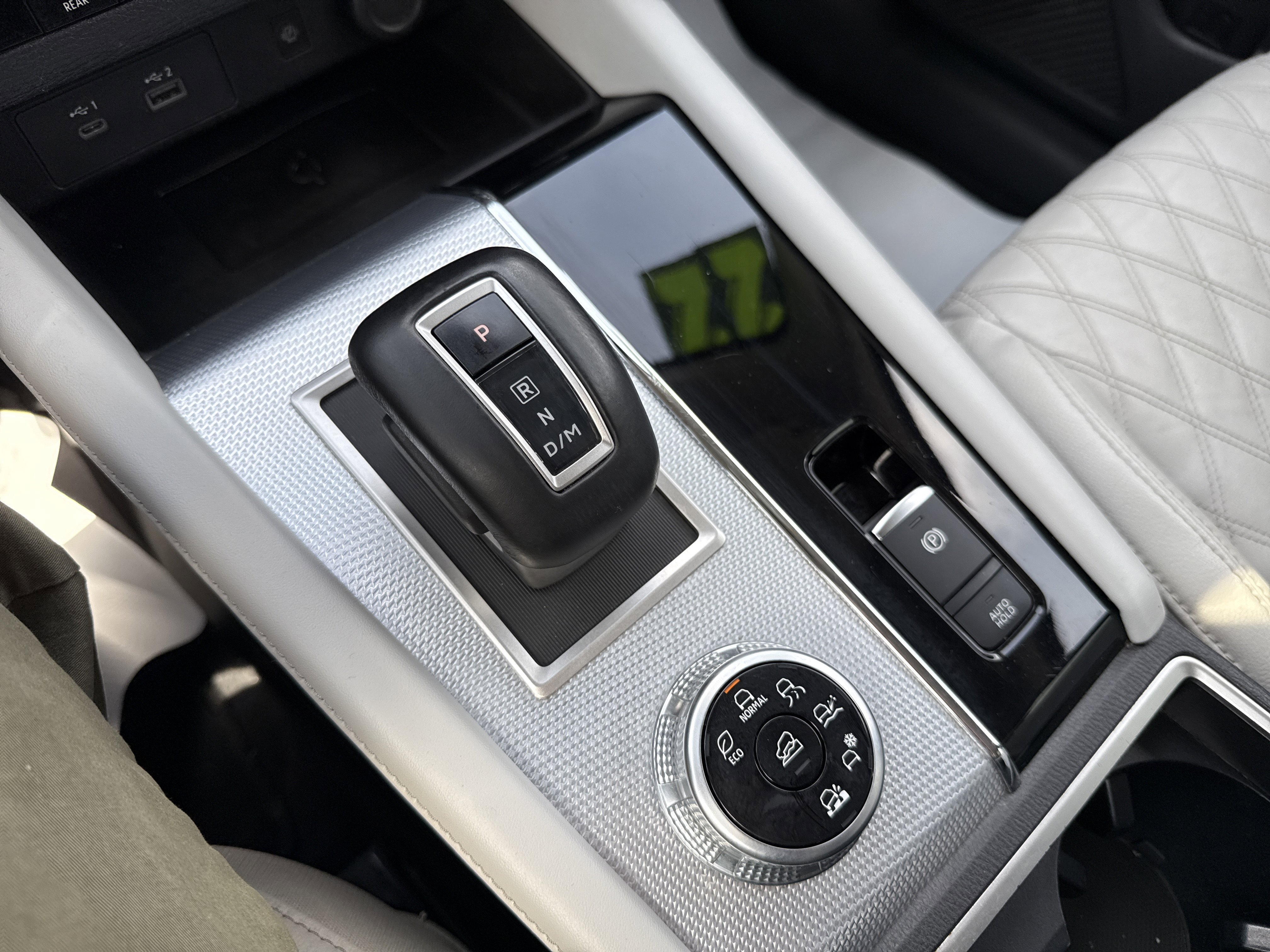 Used 2022 Mitsubishi Outlander SEL image 24