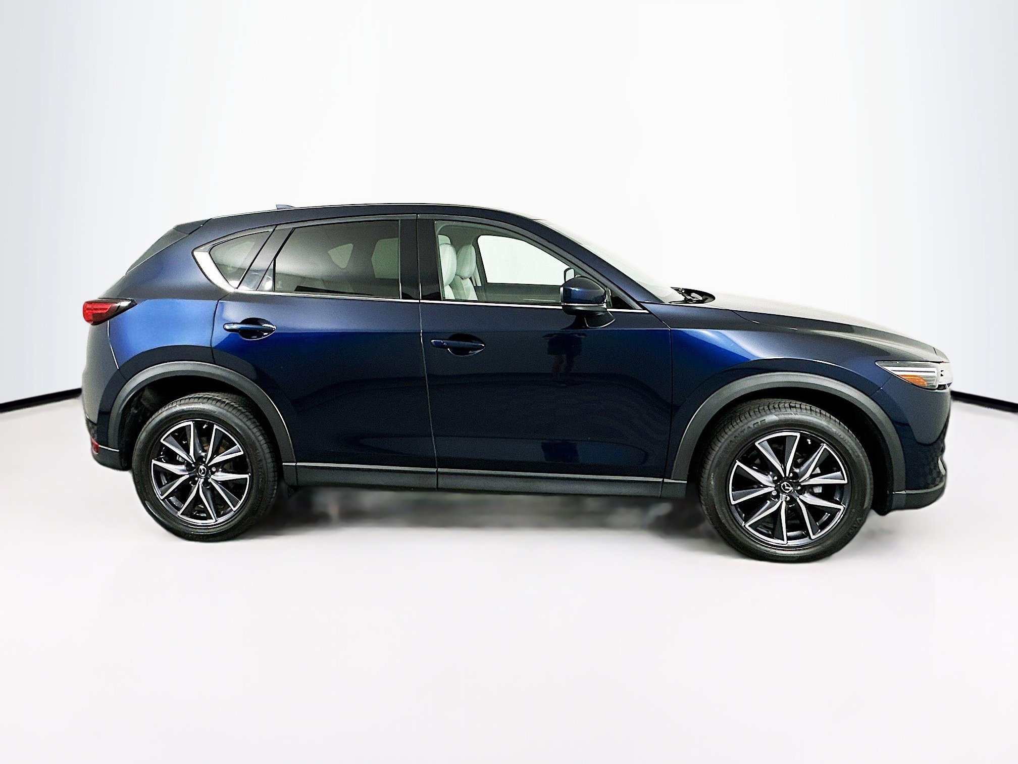 Used 2018 MAZDA CX-5 Grand Touring w/ Premium Package image 10