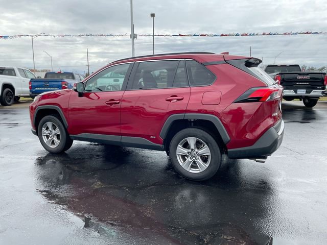 Used 2025 Toyota RAV4 XLE image 3