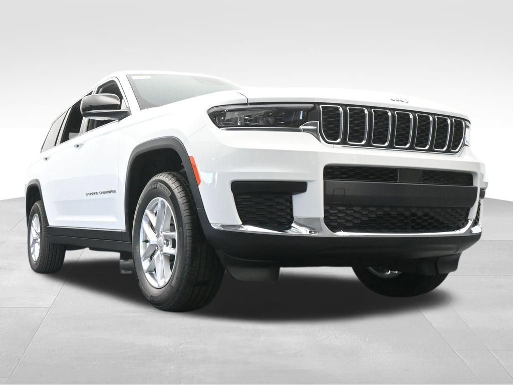Used 2024 Jeep Grand Cherokee L Laredo w/ Luxury Tech Group I image 56