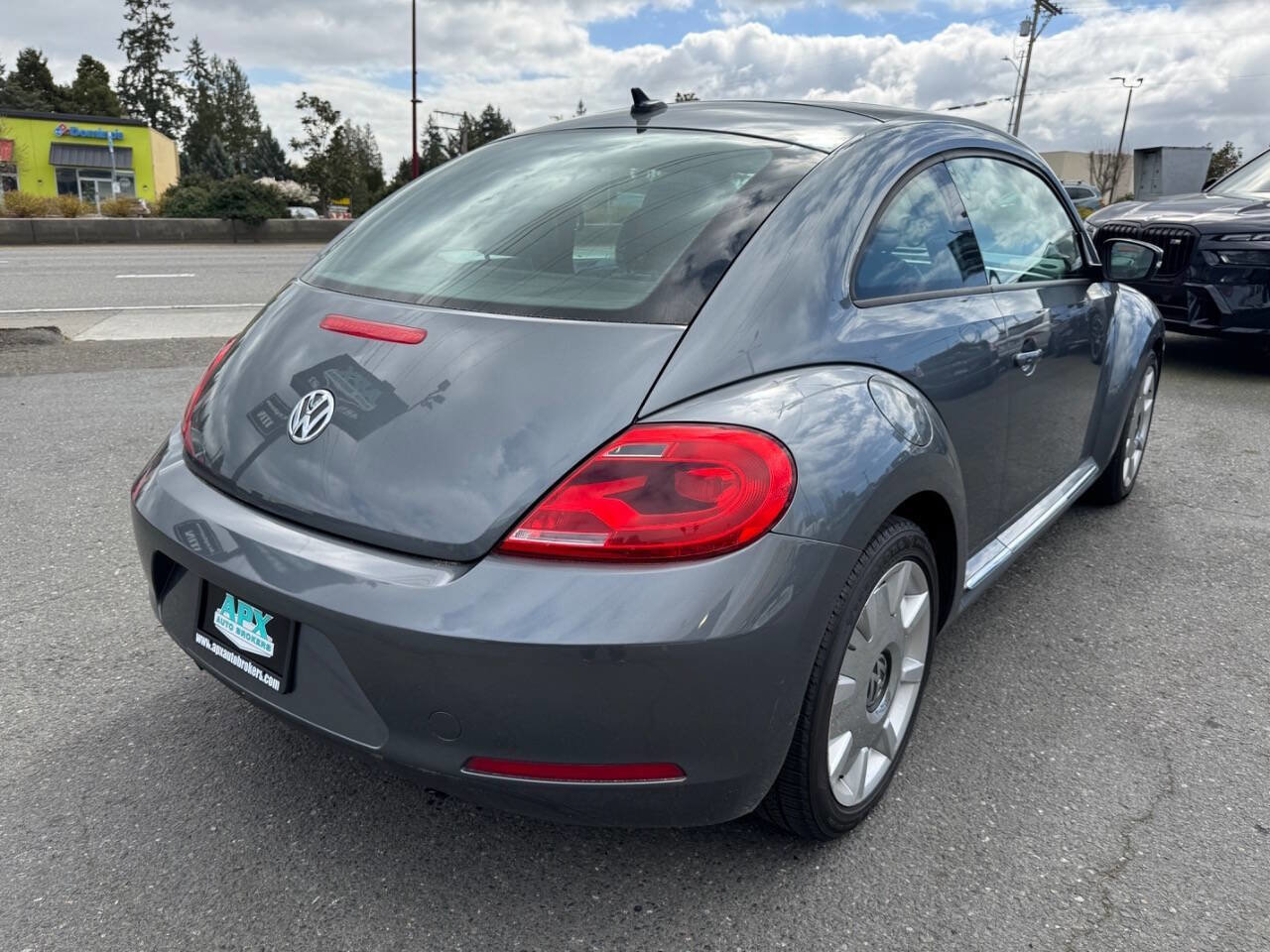 Used 2012 Volkswagen Beetle 2.5 image 8