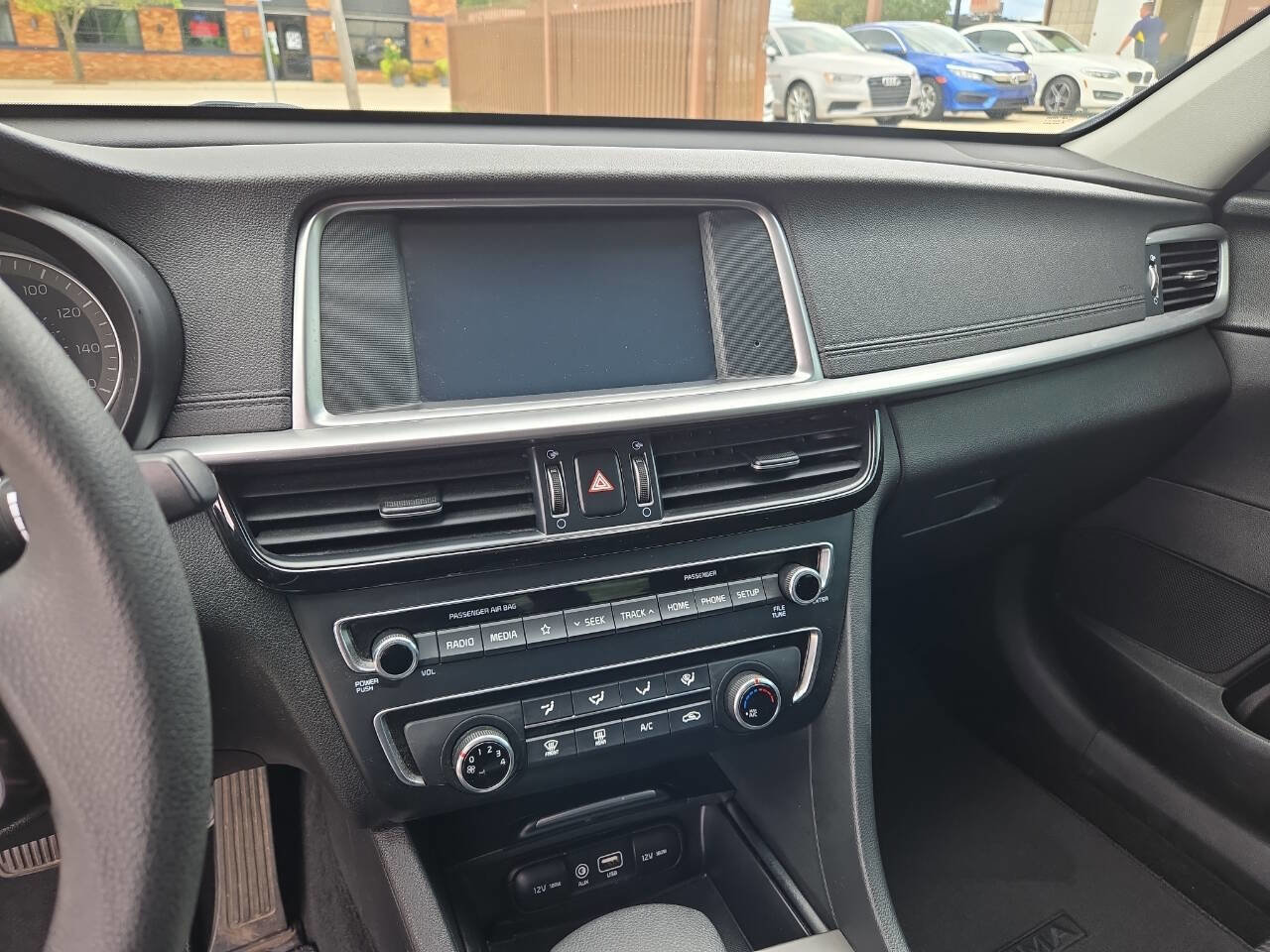 Used 2020 Kia Optima LX image 34
