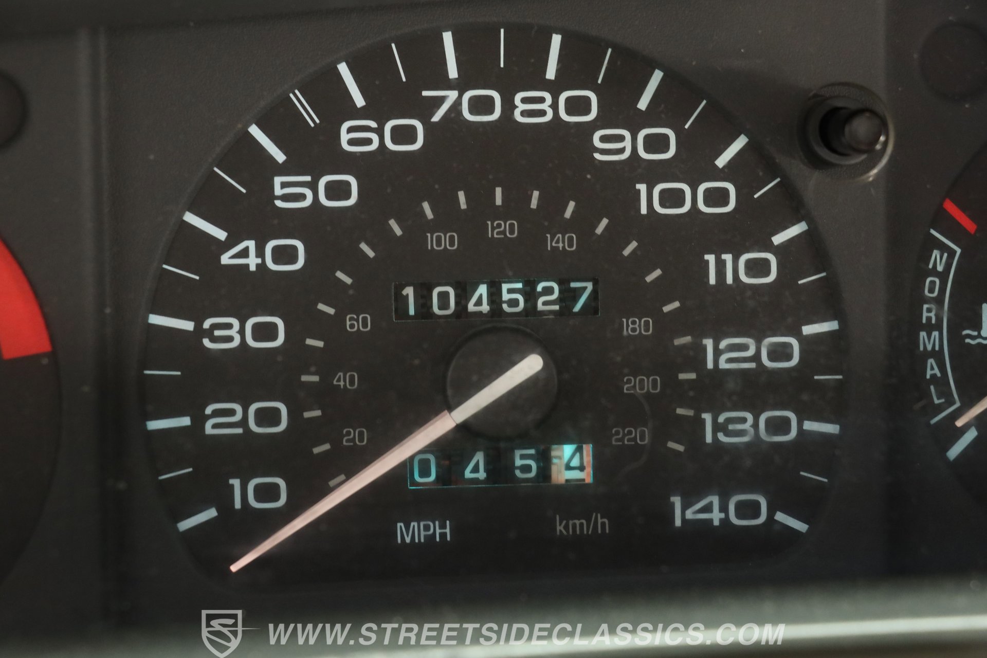 Used 1993 Lincoln Mark VIII image 37