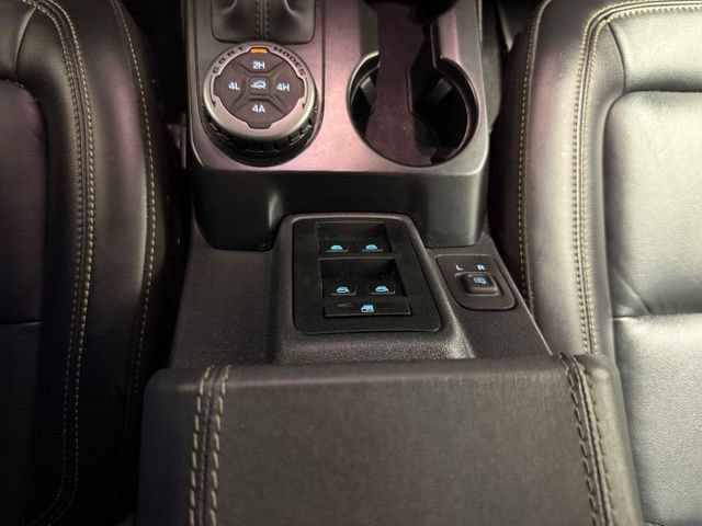 Used 2025 Ford Bronco Badlands AWD/4WD image 20