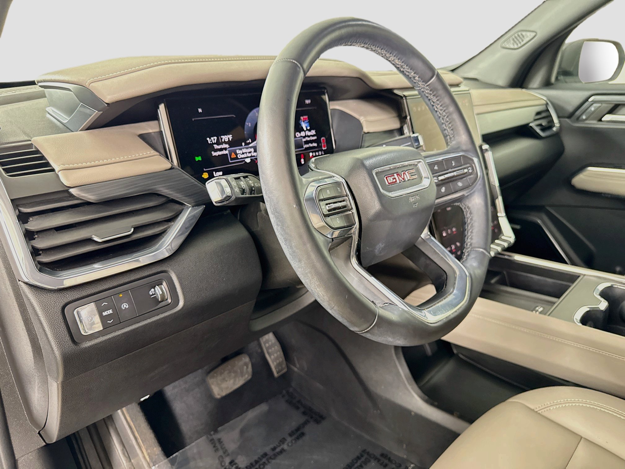 Used 2024 GMC Acadia Elevation w/ LPO, Floor Liner Package FWD image 11