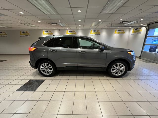 Used 2024 Ford Edge Titanium AWD/4WD image 3