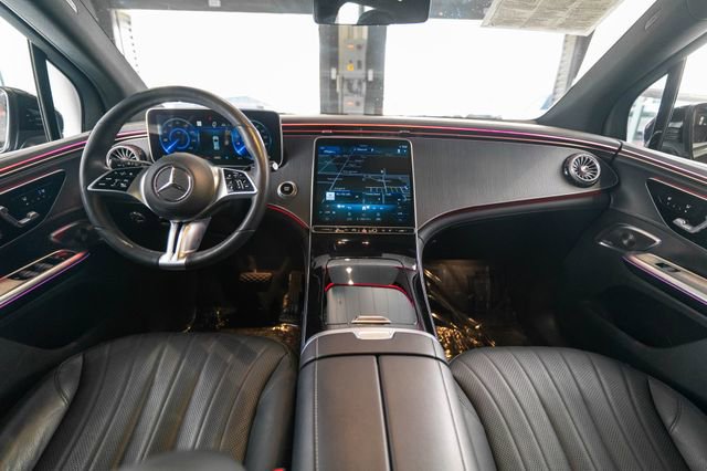 Certified 2023 Mercedes-Benz EQE 500 4MATIC SUV image 11