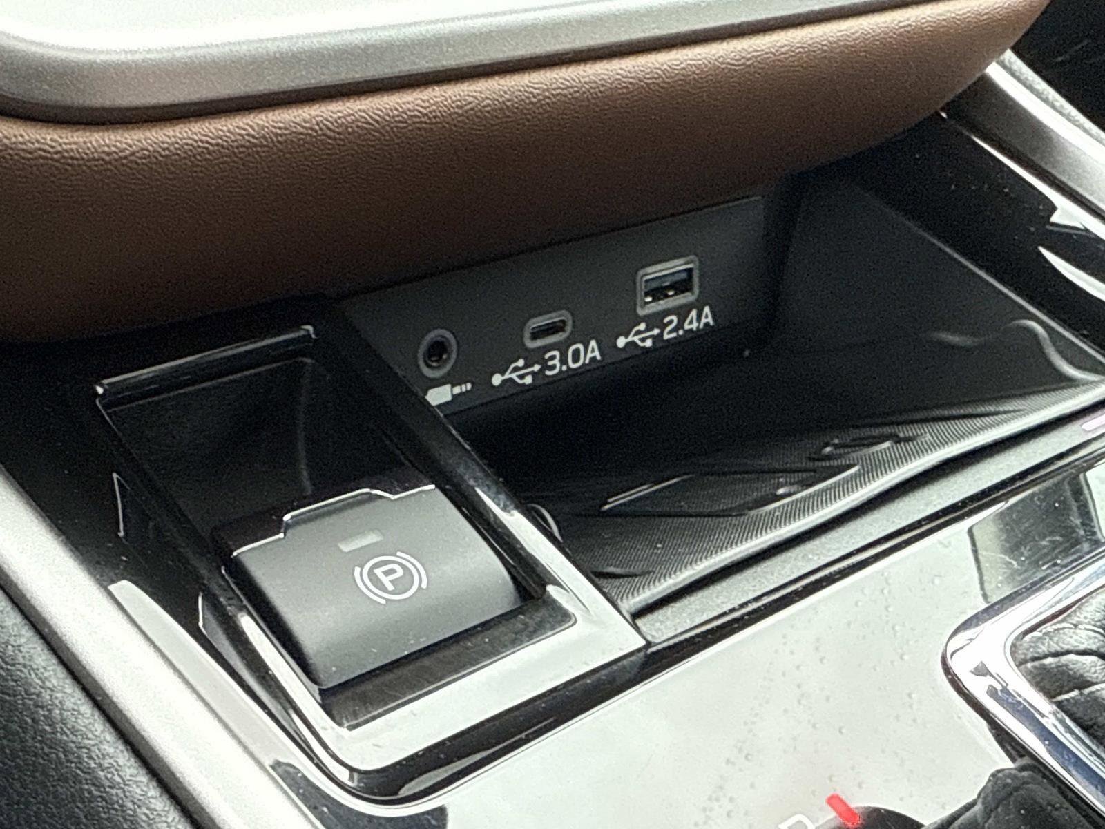 Used 2024 Subaru Outback Touring XT image 6