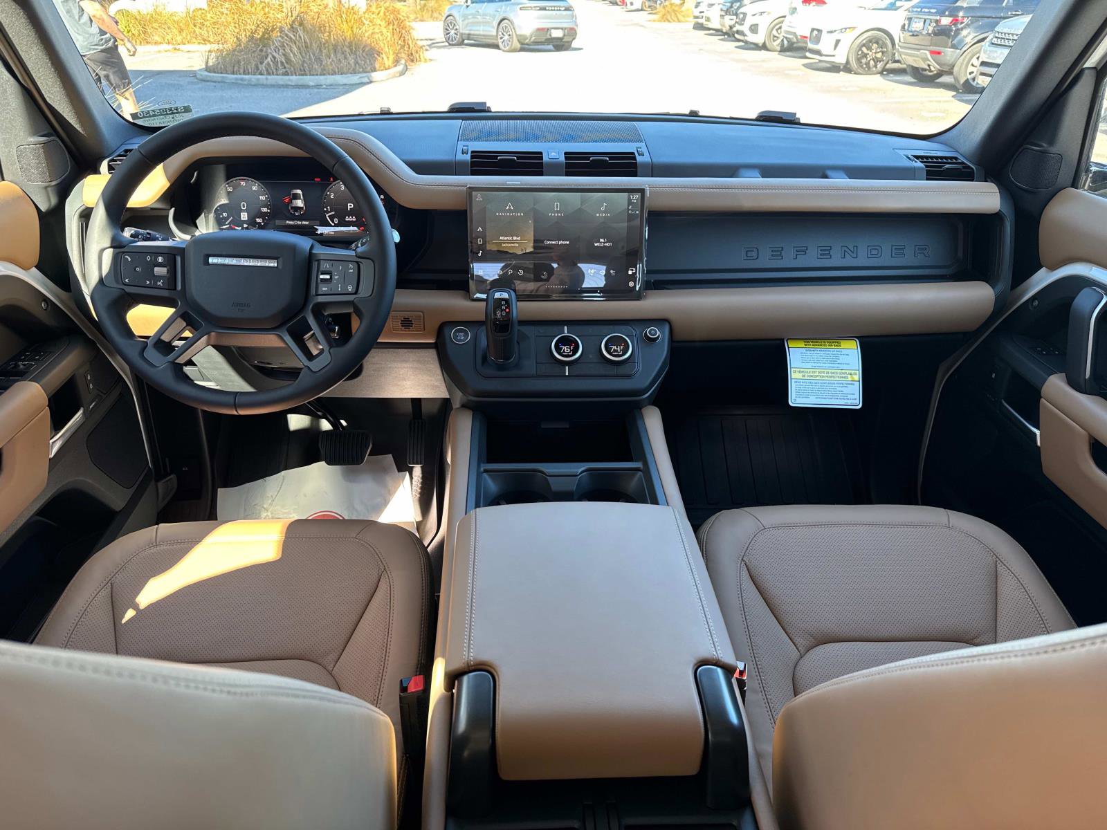 Used 2025 Land Rover Defender 110 S image 16