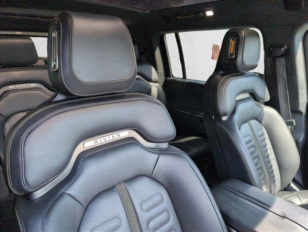 Used 2023 Rivian R1S Adventure AWD/4WD image 24