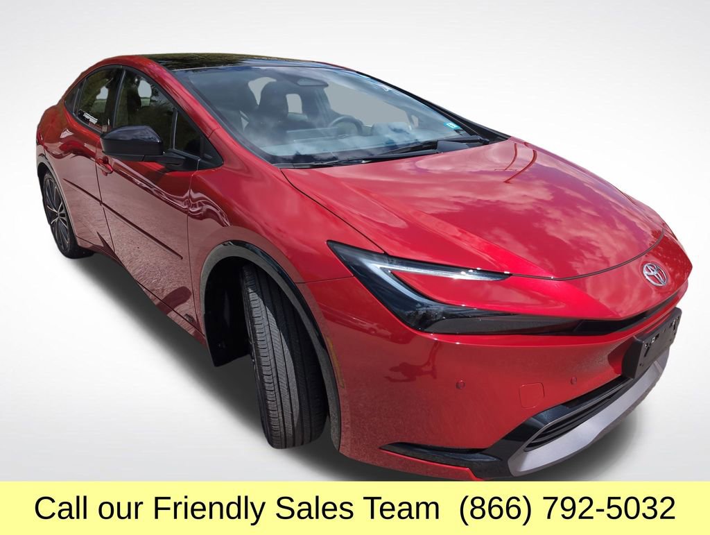 Used 2025 Toyota Prius XLE AWD/4WD image 8