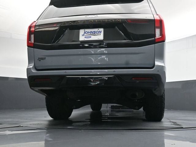 Used 2025 Ford Expedition Tremor AWD/4WD image 34